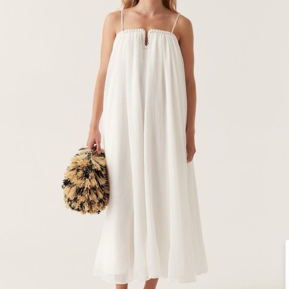 🤍🤍 Aje Filigree midi dress 🤍🤍
